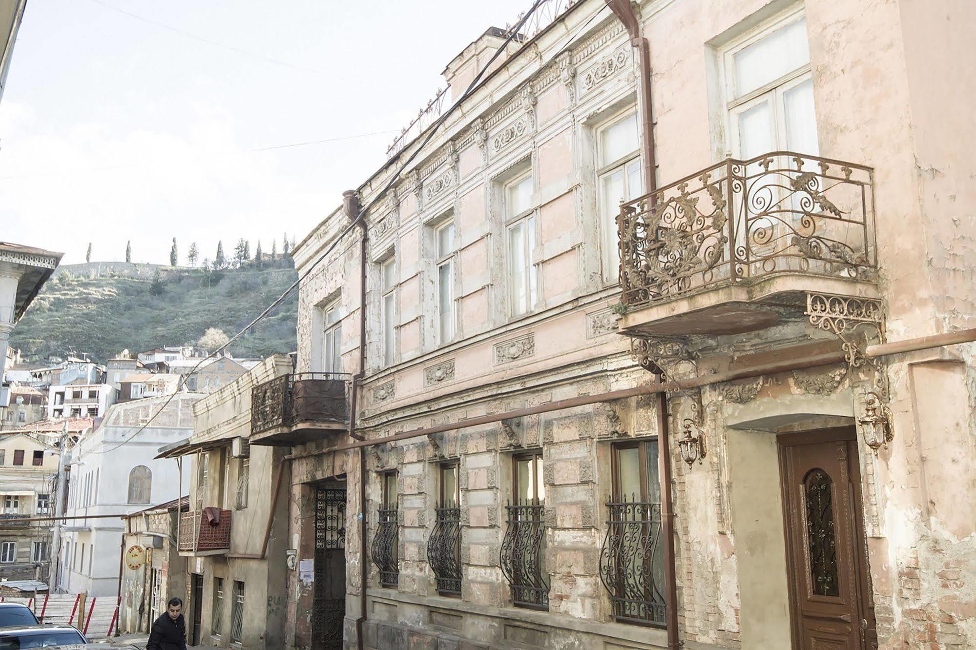 Tbilisi Core Aquarius Kültér fotó